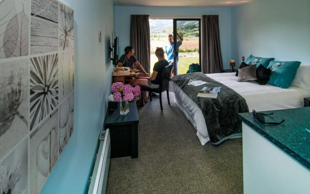 Glenorchy Peaks B&B