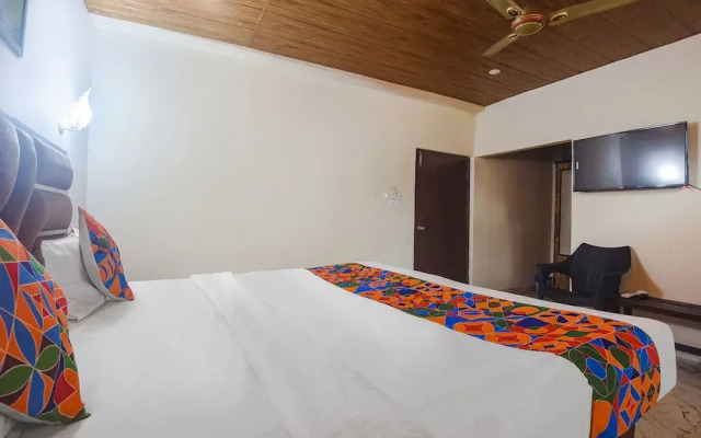 OYO 85326 Corinthia Boutique Rooms