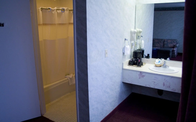 Old Town Western Inn & Suites