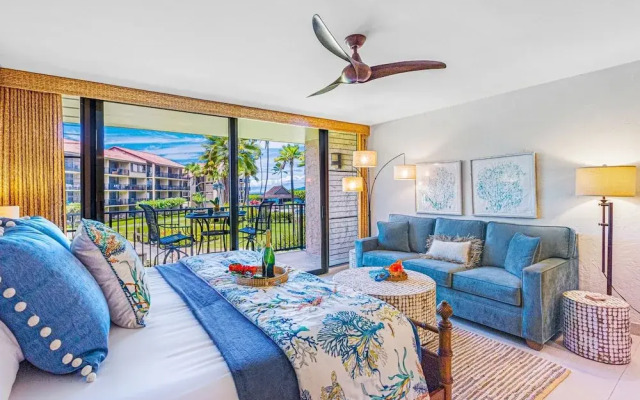 Papakea Oceanview Studio 0 Bedroom Condo by RedAwning