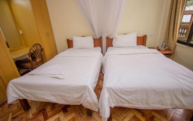 Vienna Woods Holiday Inn Limited