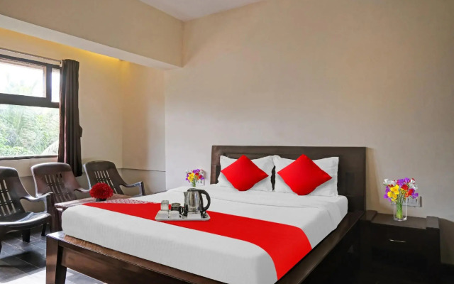 OYO 88551 Hotel Mira Residency