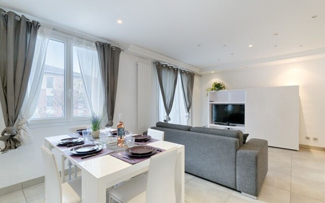 4-room Apartment at the Crossroads Marseille Life