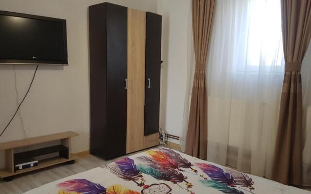 Casa Bradu Sharing Home