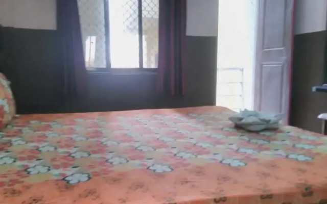 Goroomgo Samrat Palace Puri