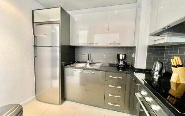 Stunning Marina View with Balcony - Airbetter