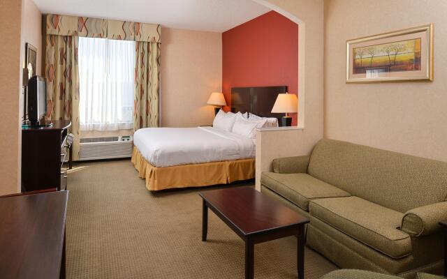 Holiday Inn Express Hotel & Suites Harrison by IHG