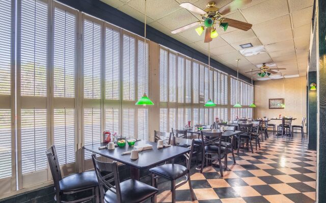 Quality Inn & Suites Santee