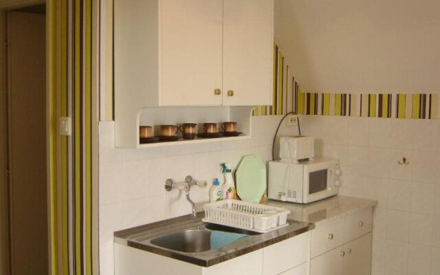 Ország Apartmanház