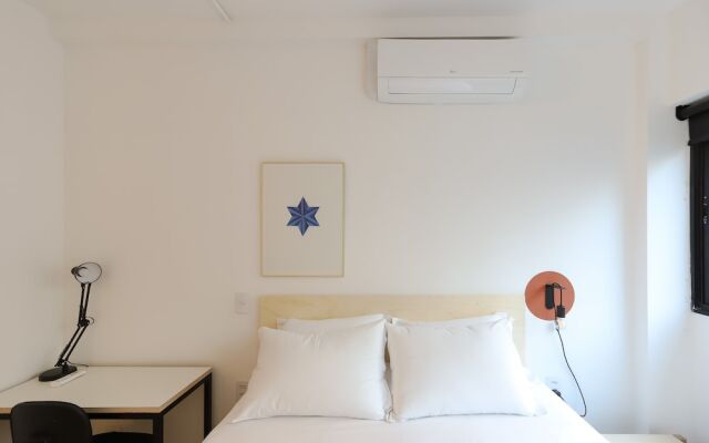 Tabas by Blueground Magdalena Laura