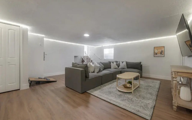 125 Harbor Bluff Dr