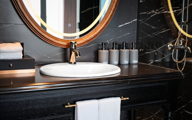 T Boutique Hotel – Bathroom – Hanoi