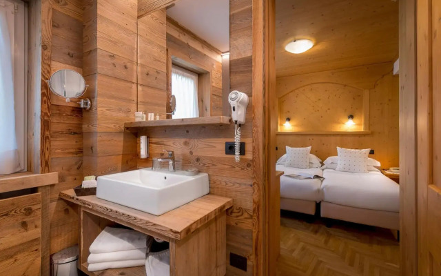 Hotel Baita Dei Pini