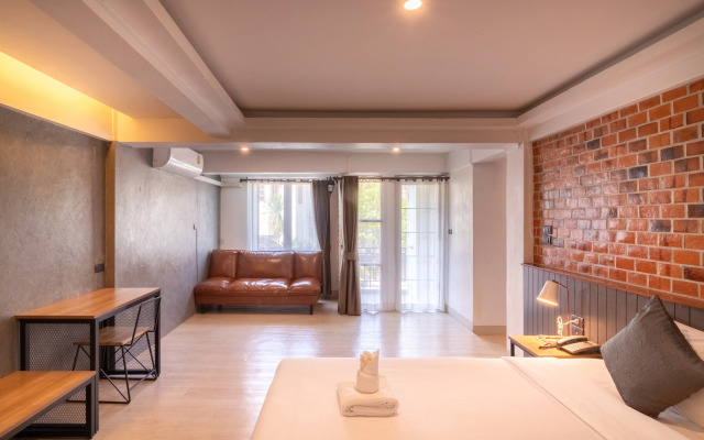 The Old City Wall Inn