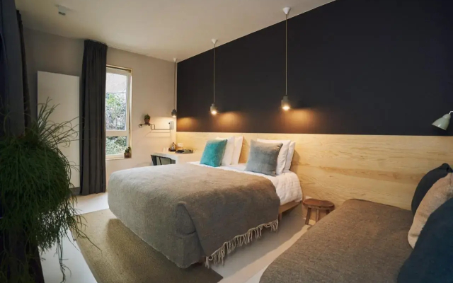 Latroupe Hotel Jardin Secret