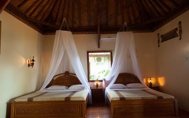 Segara Bukit Seaside Cottages