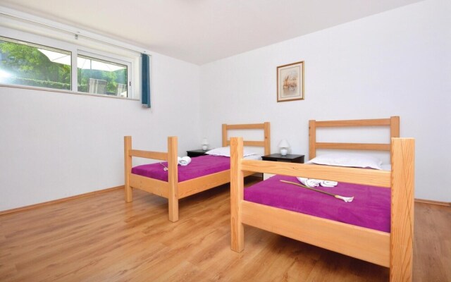 Nice Home in Split With Wifi and 4 Bedrooms