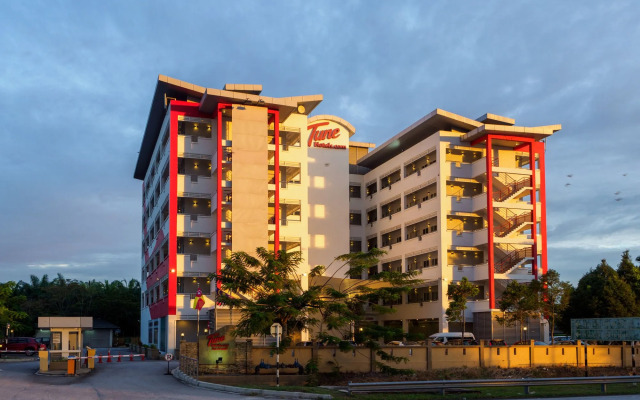 Tune Hotel KLIA Aeropolis