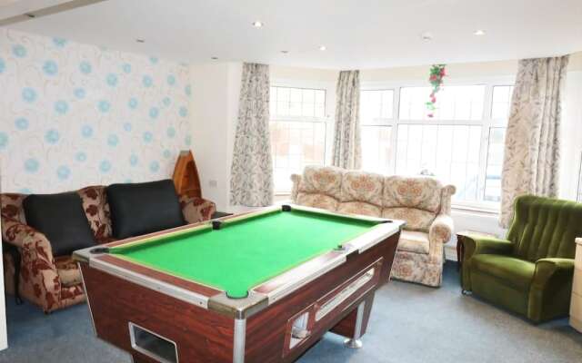 Admiral House M20 Long Term