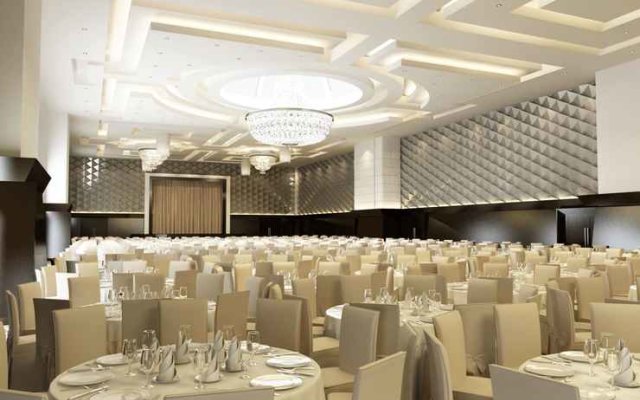 Отель Raia Hotel Convention Centre Kuching Малайзия, Кучинг - отзывы, цены и фото номеров - забронировать отель Raia Hotel Convention Centre Kuching онлайн