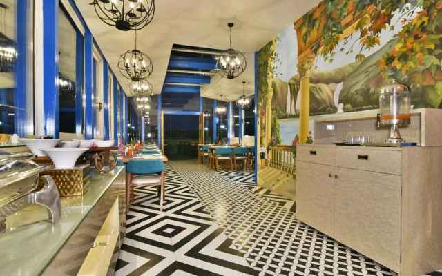 Hotel Infa
