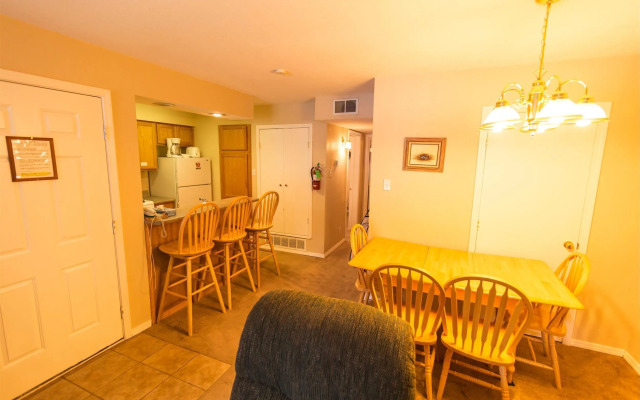 Auslander Condominiums