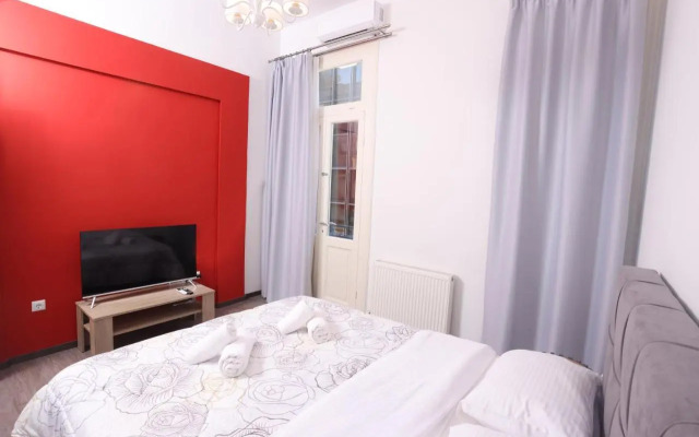 OPL Executive Apartment