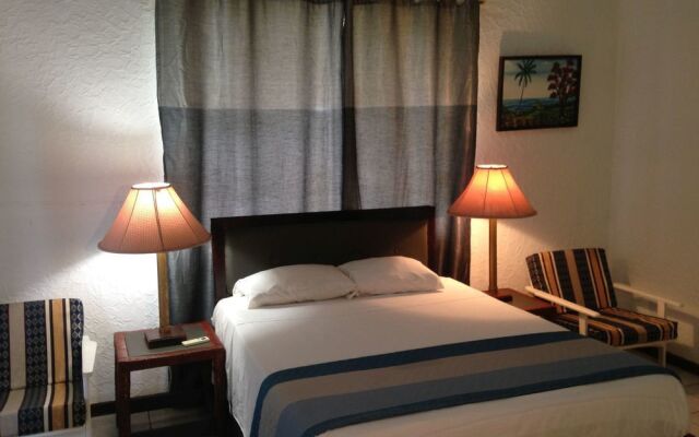 Cariblue Beach Hotel And Scuba Diving Resort