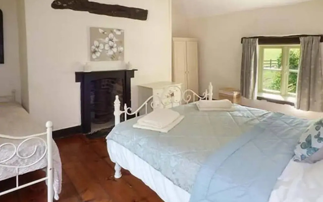 Ploony Cottage
