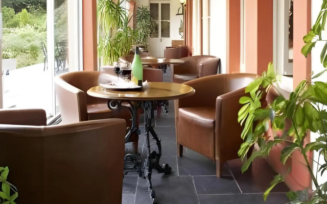 The Falcondale Hotel & Restaurant