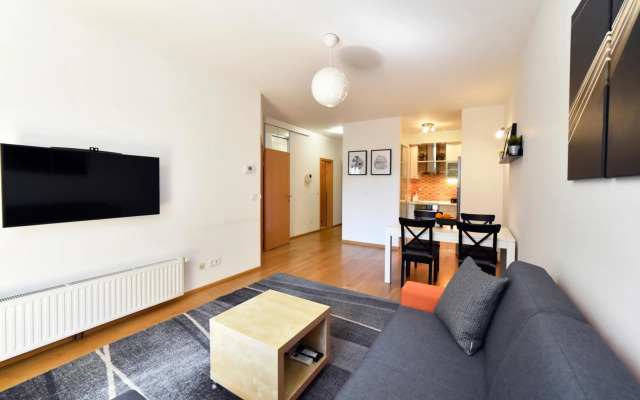 Block Apartment Park