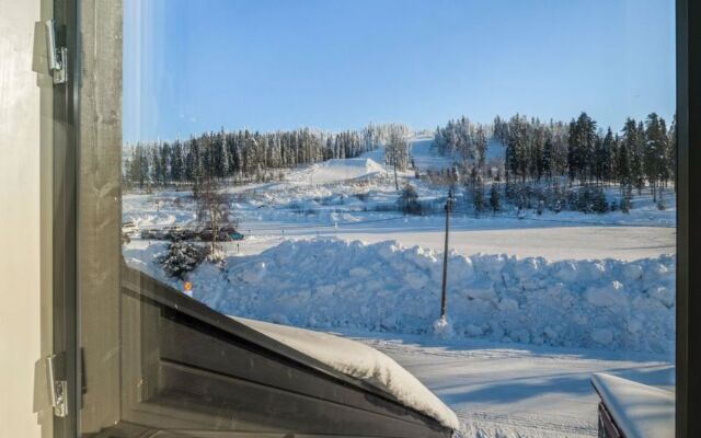 Skivillas 61 ukkohalla (b1)