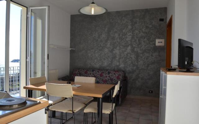 Residence Villa Carmen fronte mare a 50 mt