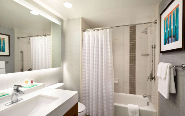 Hyatt Place Austin Downtown