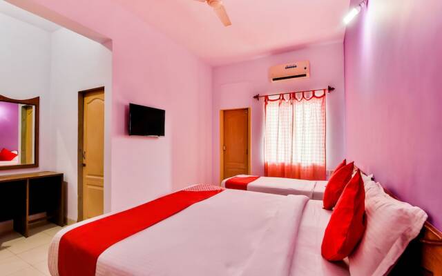 OYO 2320 Hotel Mayura Novacity