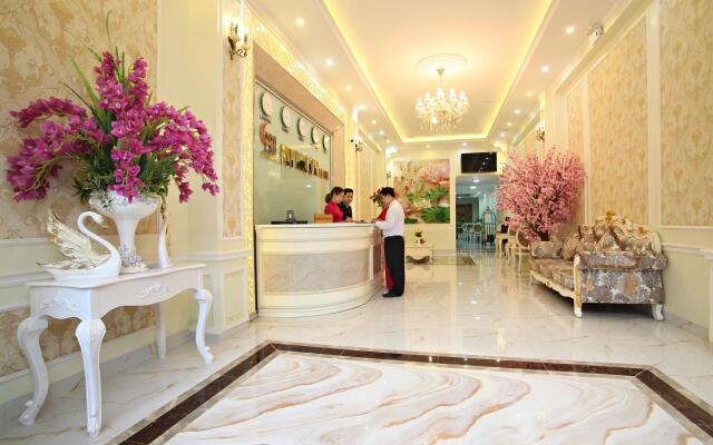 My Moon Hotel
