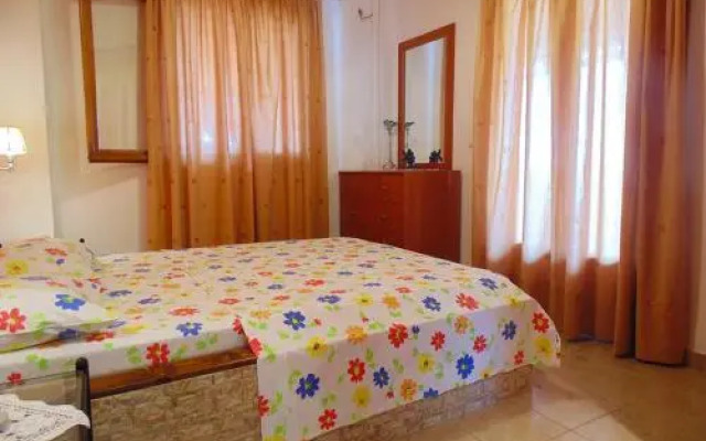 Christinas Apartments