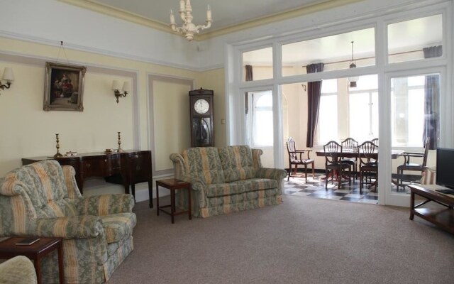 Grand Burstin Hotel Folkestone