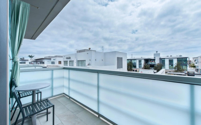 Shade Hotel