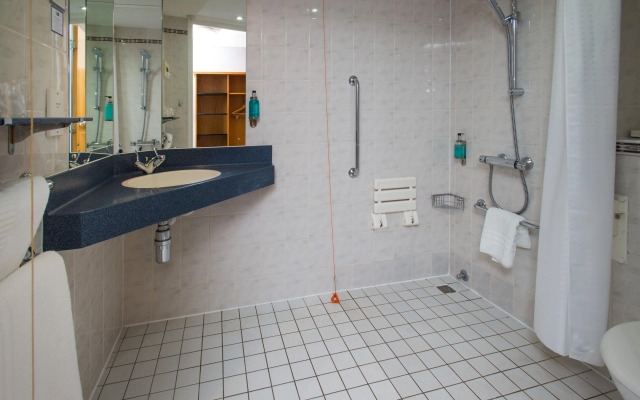 Holiday Inn Express Birmingham NEC by IHG