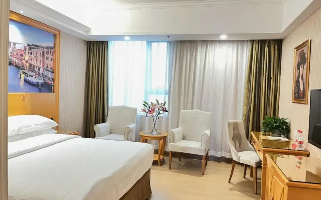 Vienna International Hotel Shenzhen Bantian Jihua Road Shangxue