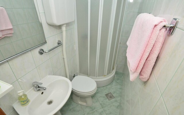 Awesome Home in Dubrovnik With Wifi and 2 Bedrooms