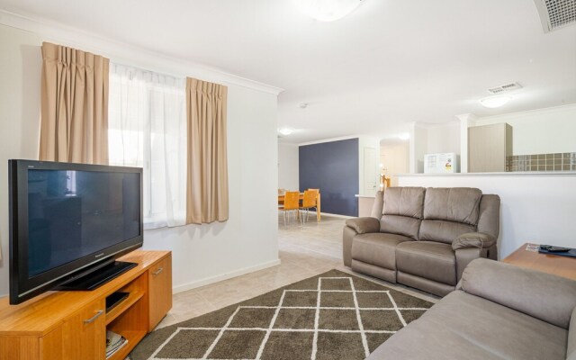 The Beach Hive - U51 Cape View Resort