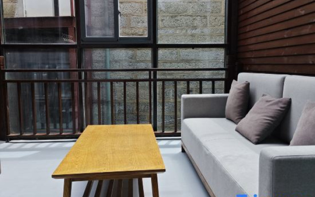 Yashan Hotel (Guling Street, Lushan Scenic Area)