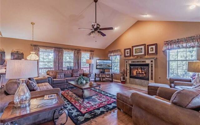 Alpine Oasis - Three Bedroom Cabin