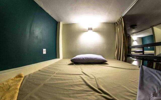 Nest Beach Club - Hostel