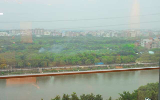 Guangzhou HeeFun Apartment - Poly World Trading Center