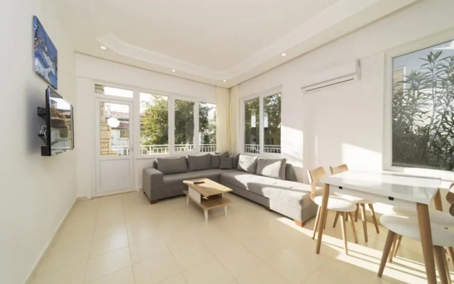 Refreshing Flat With Excellent Location in Alanya