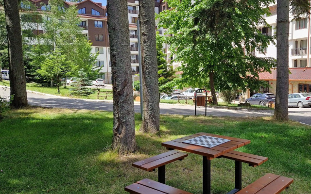 PinePino Borovets, aparthotel Borovets Gardens A60