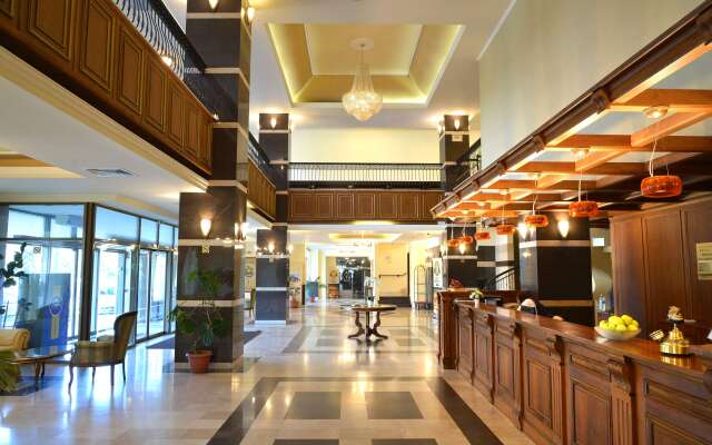 Central Hotel